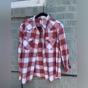 Women’s medium flannel with snap buttons